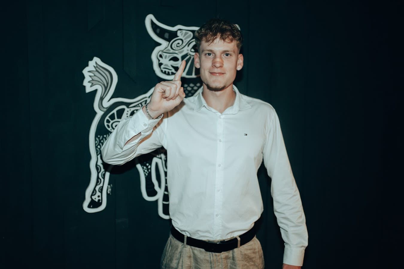 Kunden gewinnen als Elektriker 2026: Planbare Anfragen für Wallbox, PV & 14a