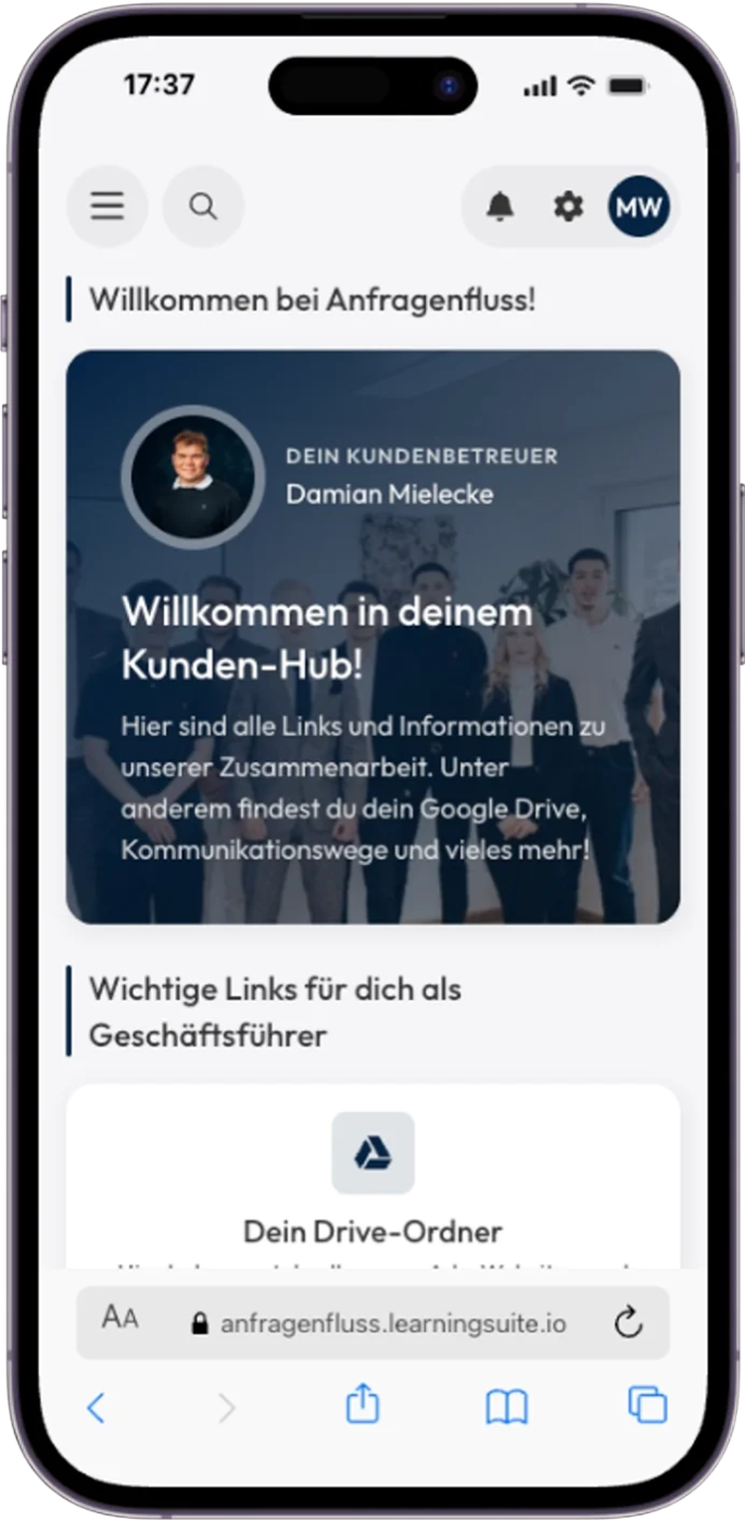 Anfragenfluss Kunden-Hub — personalisierter Willkommensbereich auf iPhone